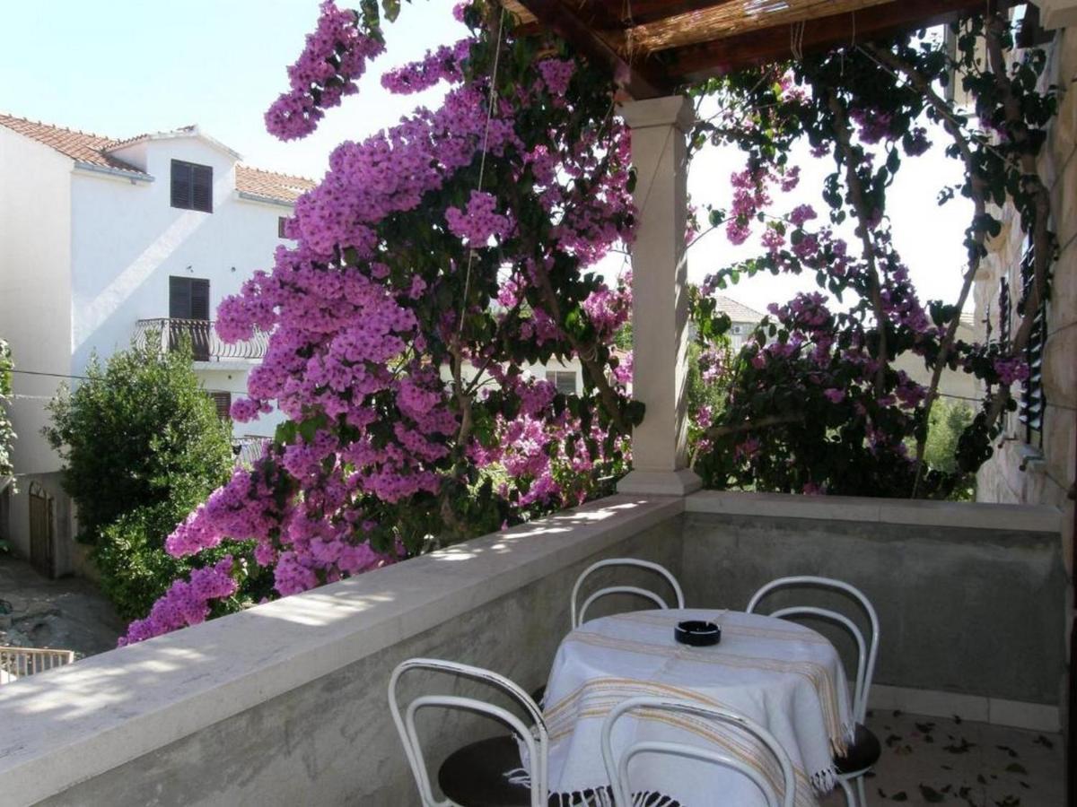Villa Renipol Adults Only Sutivan Luaran gambar