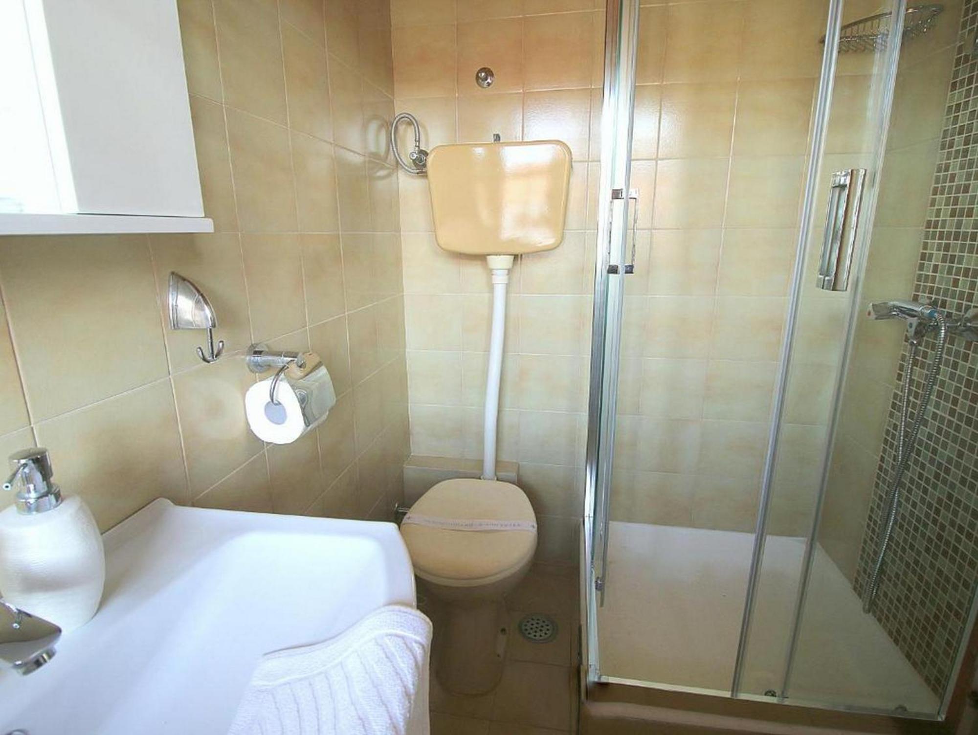 Villa Renipol Adults Only Sutivan Bilik gambar