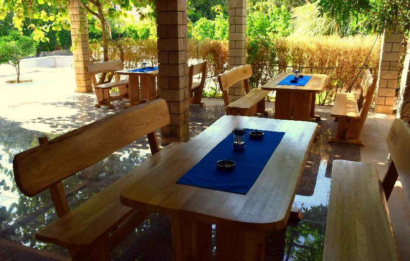 Villa Renipol Adults Only Sutivan Luaran gambar